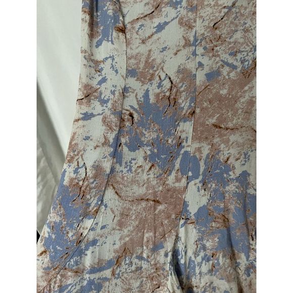 Astr Blue and Cream Midi Dress - Picture 6 of 9